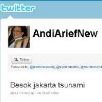 Akun Twitter Stafsus Presiden Bidang Bencana Andi Arief Dibajak 