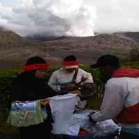 Bromo Bergolak, Wagub Jatim Minta Warga & Pelaku Bisnis Bersabar