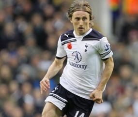 Momentum Lilywhites Naik Level