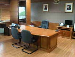 Melongok Ruang Kerja Busyro di KPK