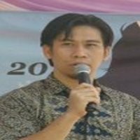 Guru: Antara Kemuliaan dan Profesionalisme 