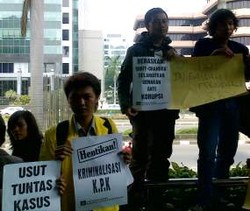 Busyro, Timur, dan Basrief Harus Bisa Goyang Semua Koruptor