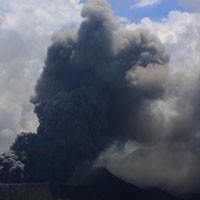 Abu Bromo Dikhawatirkan Ganggu Penerbangan, PVMBG Koordinasi Kemenhub 