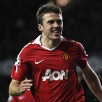Giggs Raib, Carrick Ramah, Rooney Sulit Didekati