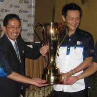 Suzuki Bikin Tendangan Penalti Berhadiah Mobil