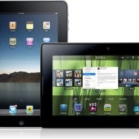 Apple iPad 2-BlackBerry PlayBook Keluar Bersamaan?