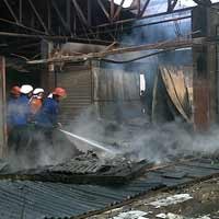 Kios di Pasar Turi Terbakar Lagi
