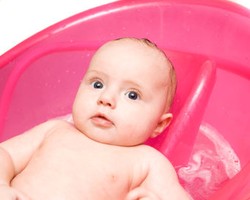 Yang Harus Diperhatikan Saat Merawat Kulit Bayi