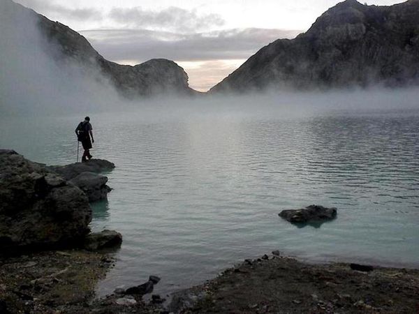 Pesona Gunung Api di Indonesia