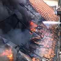 Api Membakar Gudang Besi di Jalan Jepara Berhasil Dipadamkan