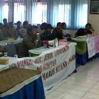 Pipa Air Keluar Angin, Warga Kelurahan Jeruk Demo PDAM