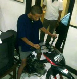 Lulusan SMP Nekat Kanibal Sepeda Motor Teman