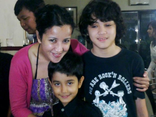 Andi Soraya Bertemu Anak-anaknya