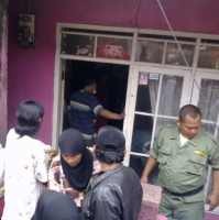 Deden Stres Sejak Dicerai Istrinya