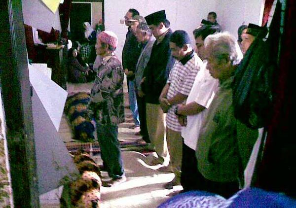 Longsor Timpa Rumah, 1 Keluarga Tewas