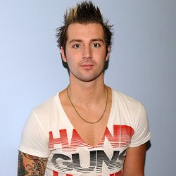 Secondhand Serenade Cari Tahu Keamanan Pesawat