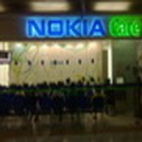 Informasi Perpanjangan Garansi Nokia untuk Ibu Christina 