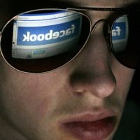 Postingan Facebook Berujung Penjara