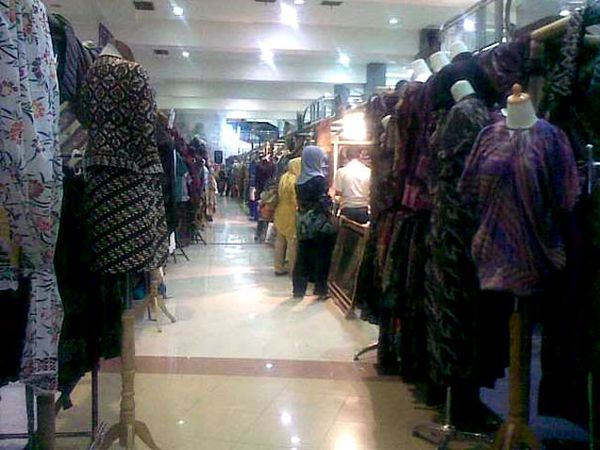 Pesona Batik Nusantara 2010