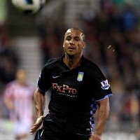 Terlalu Berotot, Agbonlahor Dikritik