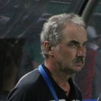 Menang 5-1, Riedl Terkejut