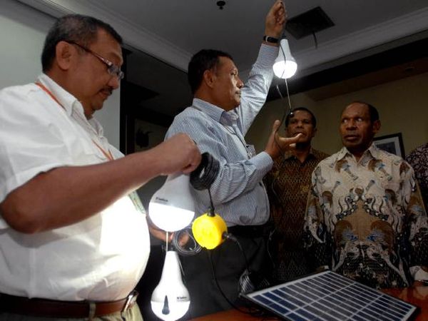 Bupati Pegunungan Bintang Papua Kunjungi PLN