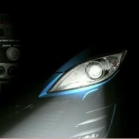 Mata Mazda3 Ikut Belok Searah Jalan