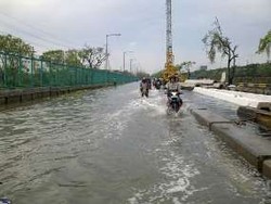  Genangan Air di Gunung Sahari 80 Cm, Lalu Lintas ke Ancol Dialihkan