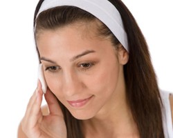 5 Perawatan Harian Untuk Menghindari Jerawat