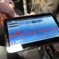 Tablet dan Smartphone MeeGo Menampakkan Diri