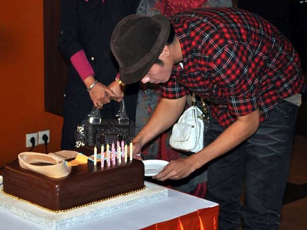 Dude Herlino Ulang Tahun ke-30