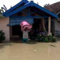 Banjir Merata di Surabaya, Walikota Dituding Gagal