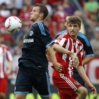 Schalke Masih Krisis, Bayern Tetap Waspada