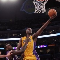 Lakers Akhirnya Menang
