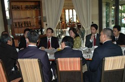 Para Pengusaha dan Profesional Curhat ke Mendag