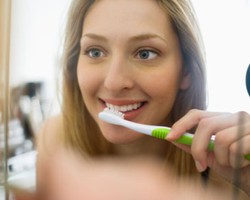 Salah Menyikat Sebabkan Gigi Lebih Sensitif