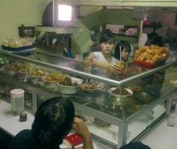 DPRD DKI Segera Kaji Ulang Rancangan Perda Pajak Warteg