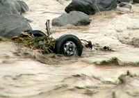 Truk Penambang Pasir Terseret Lahar Dingin