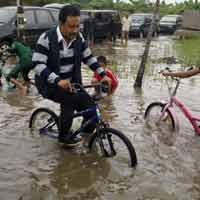 Atasi Banjir di Surabaya, Pemprov Jatim Siapkan Tiga Pompa