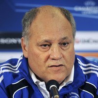Martin Jol Tinggalkan Ajax