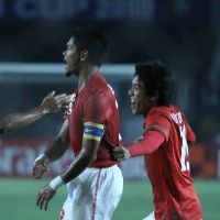 Dua Penalti Bambang Menangkan Indonesia