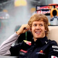 Vettel: Friksi Tak Ada, Persaingan Jalan Terus