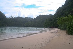 Eksotisme Pulau Sempu