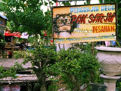 Pak Sarju, Berkeliling 27 Negara dengan Reog Ponorogo