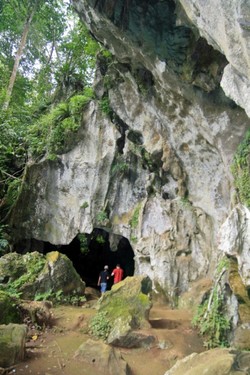 Jejak Zaman Pra Sejarah Terekam di Goa Tiangko