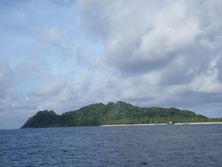 Pulau Senoa, si Pulau Kosong Yang Menjual Panorama Super Indah