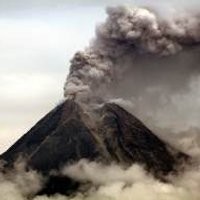 Indosat Ajak Warga Tasik Sumbang Merapi