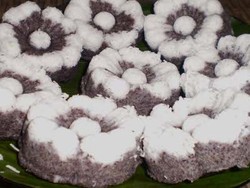 Resep Kue: Putu Ayu Ketan Hitam