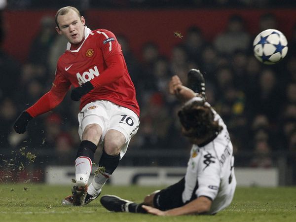 Imbang, MU Juara Grup