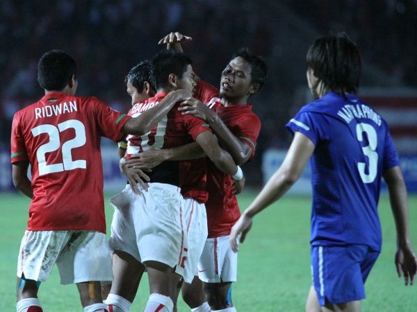 Garuda Pulangkan Gajah